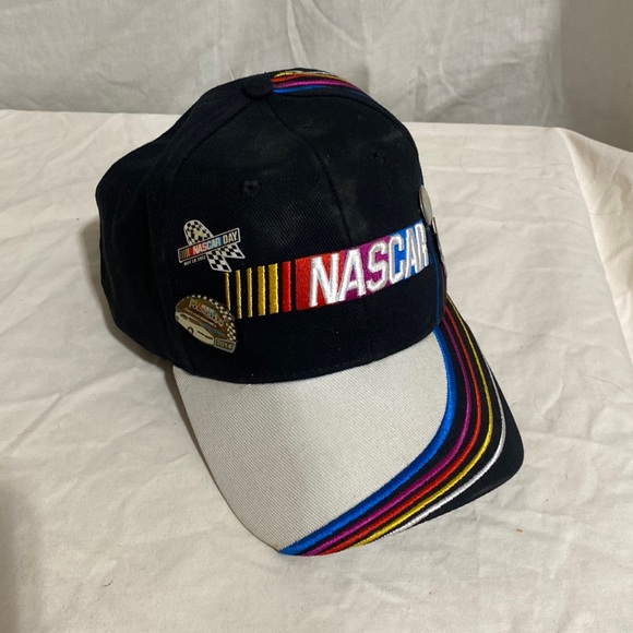 NASCAR baseball cap, hat, with 4 NASCAR pins. - Picture 1 of 5